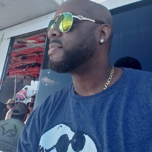 Meet your Posher, Harold